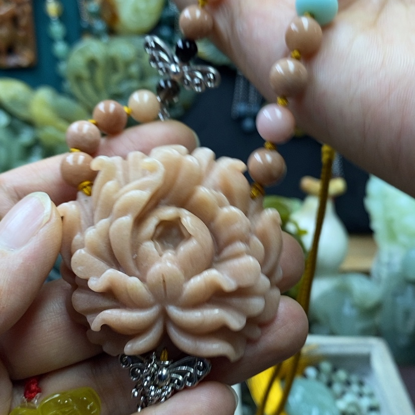 【闪购商品】蛇纹石玉未镶嵌吊坠英石