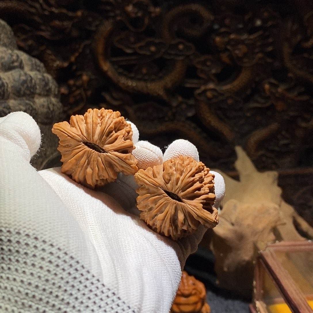 平***Q吊坠文玩核桃四座楼文玩核桃全品