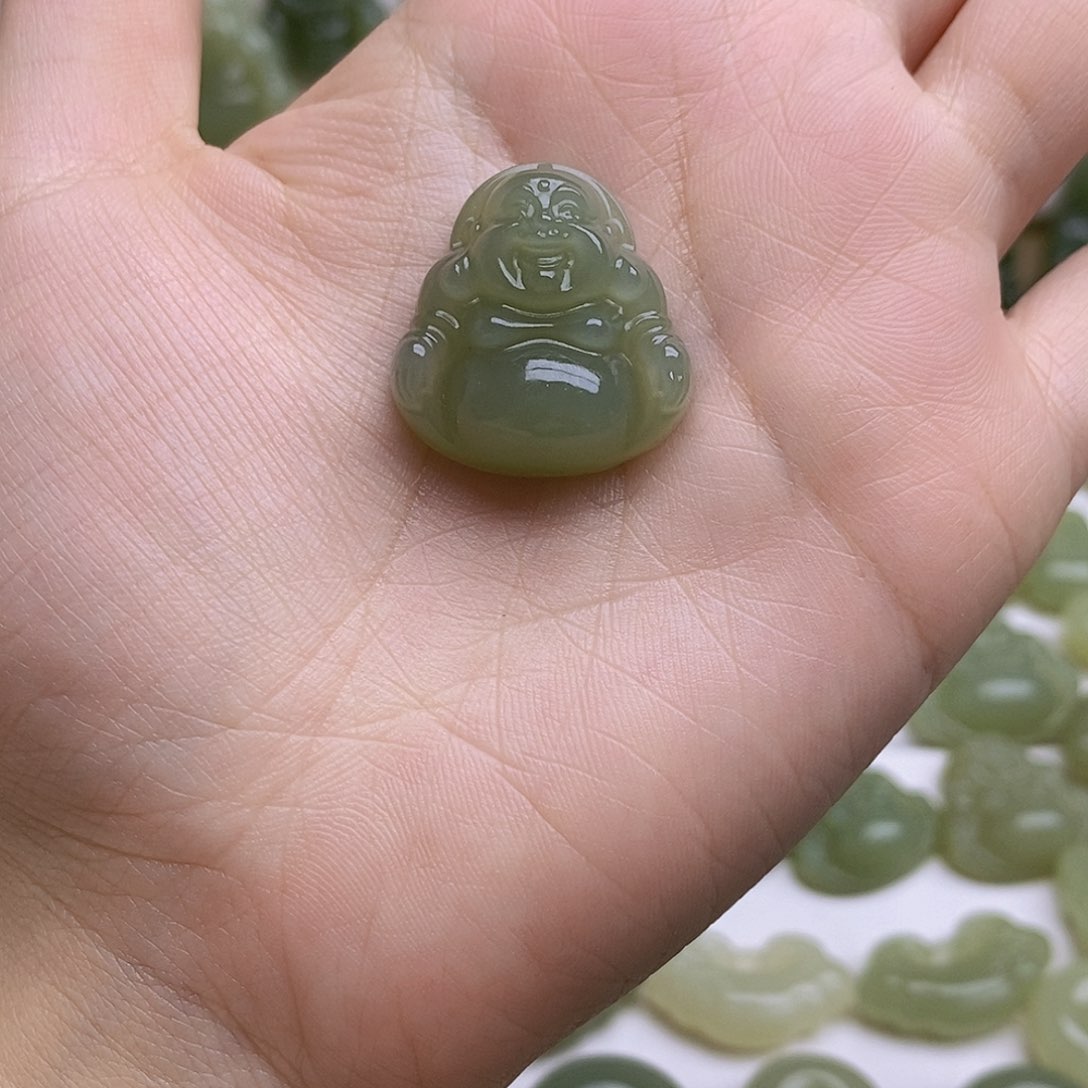 和田玉颈饰未镶嵌梦