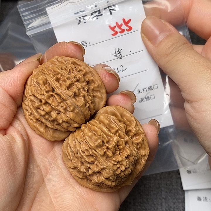 文玩核桃把件555哈哈哈