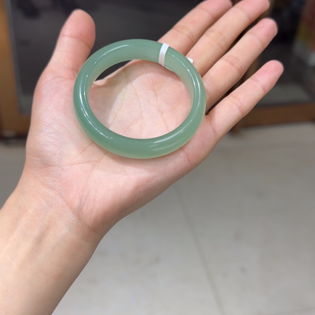 小***.东陵石未镶嵌手镯