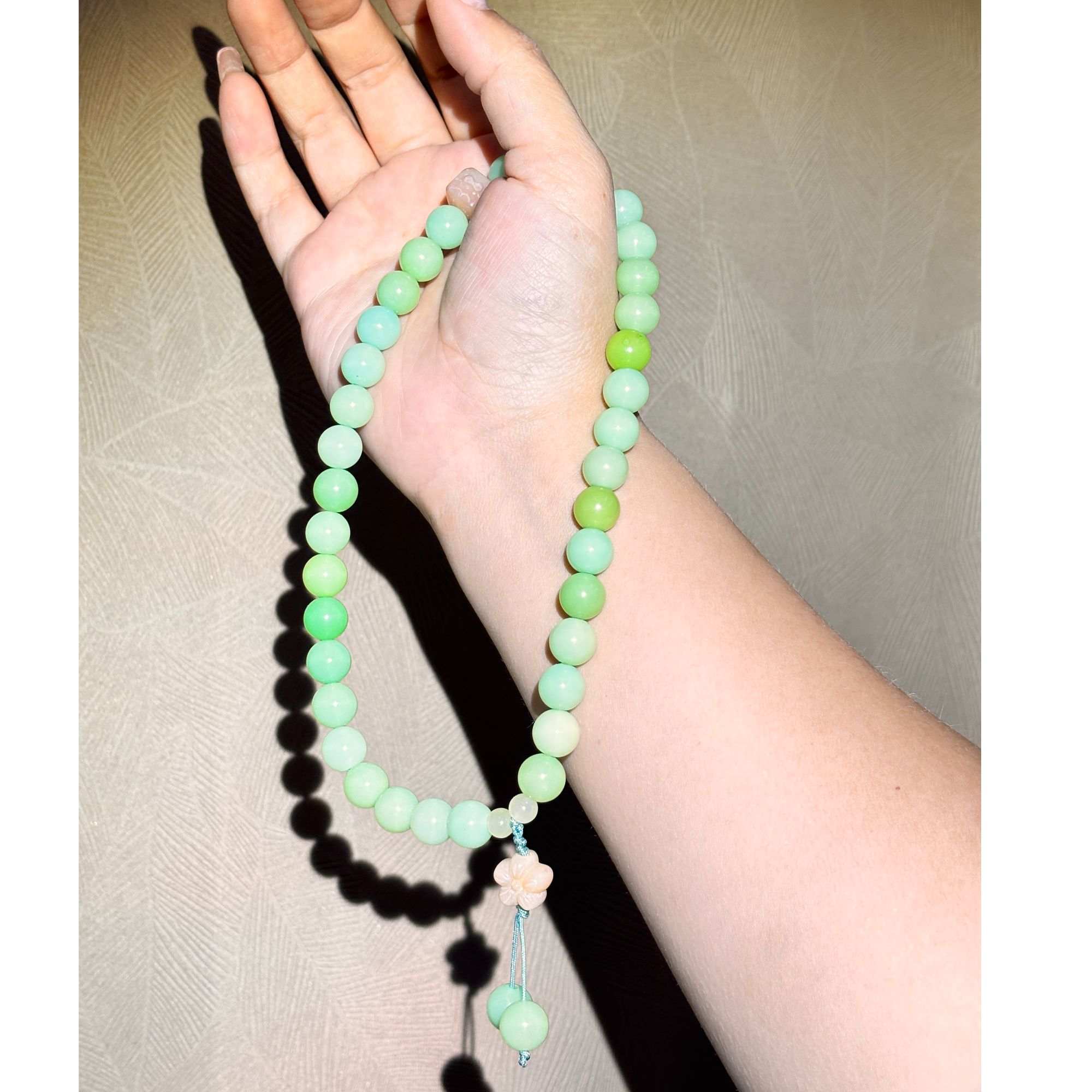 J0275精品手串无礼盒