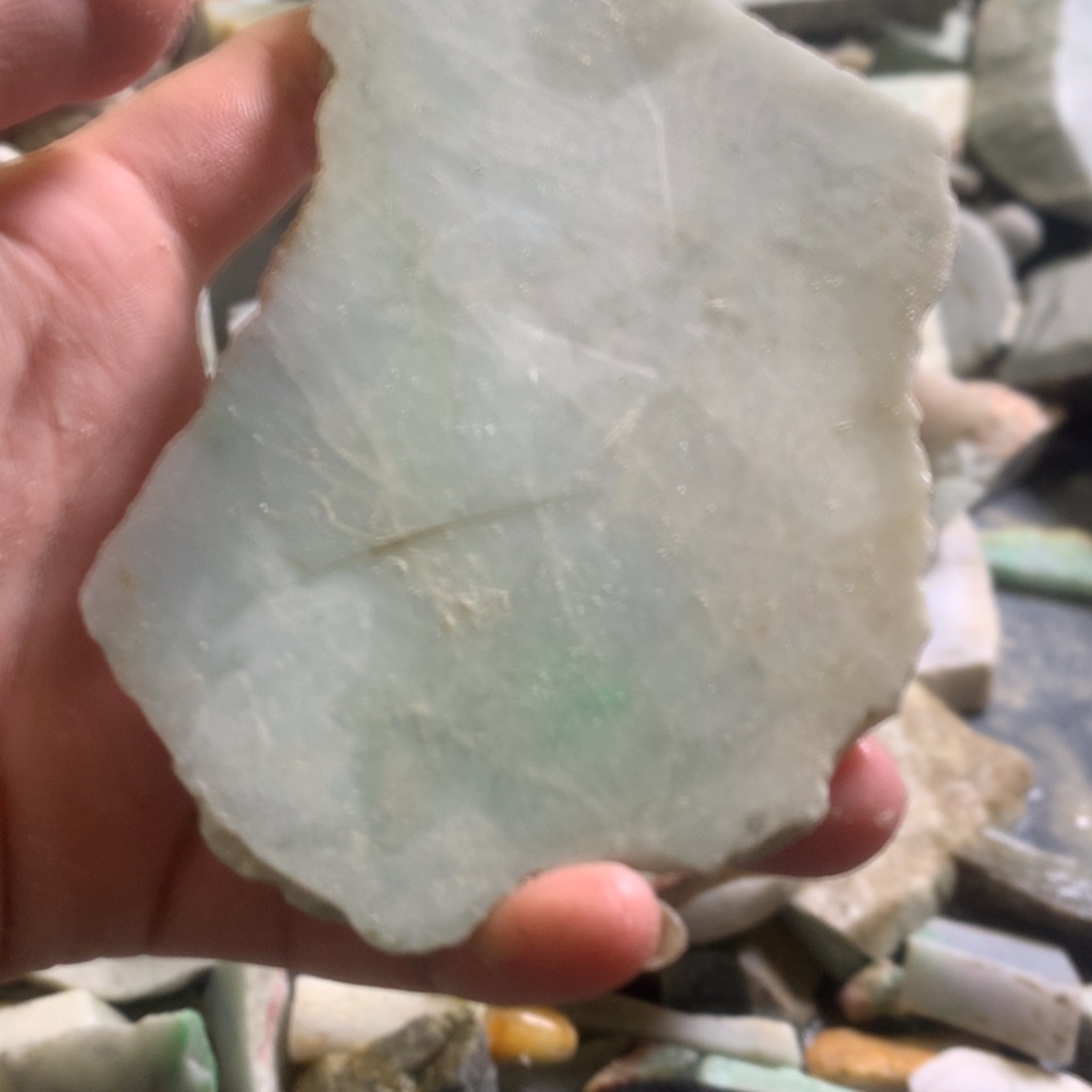 翡翠颈饰未镶嵌缅甸翡翠