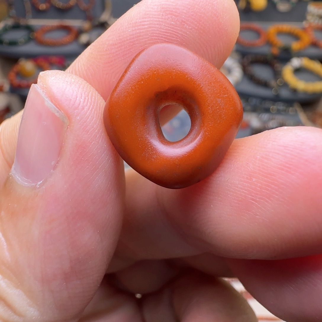 蜜蜡颈饰未镶嵌dhi f h h j