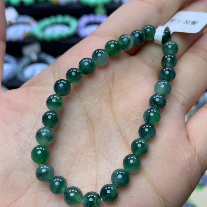 翡翠手链未镶嵌翡翠