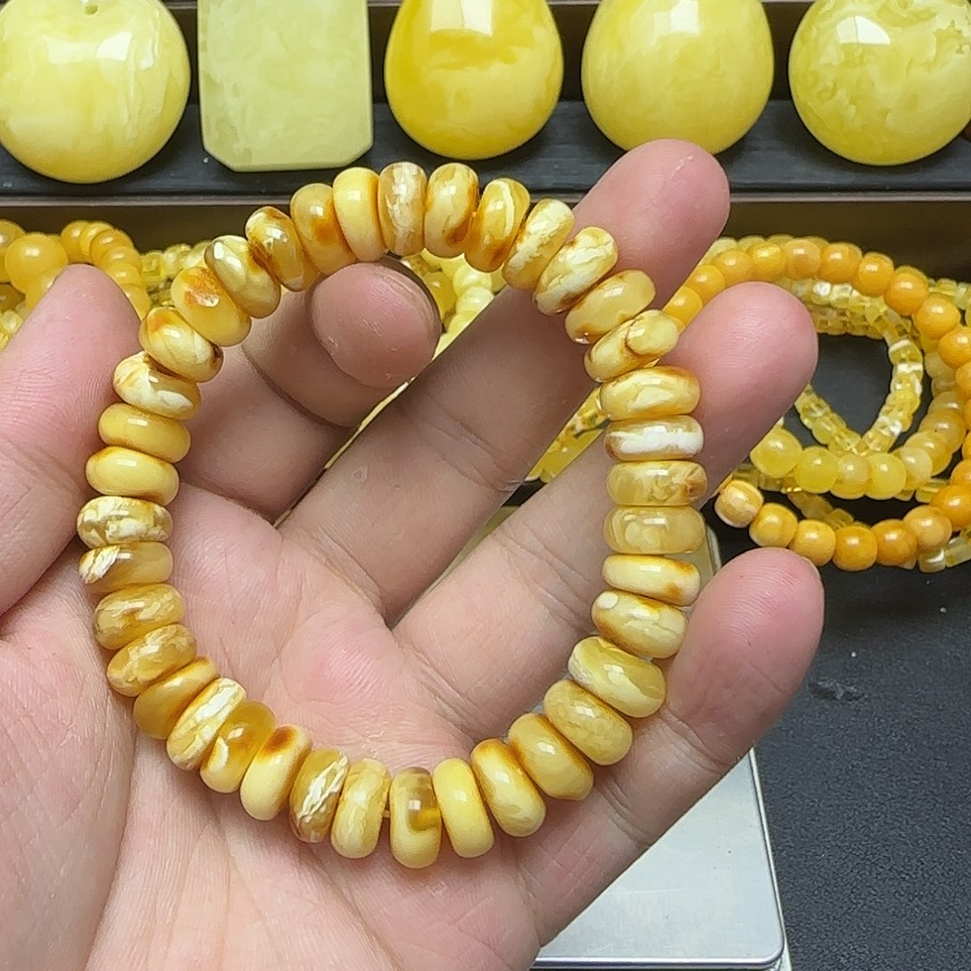 琥珀珠宝奇石未镶嵌