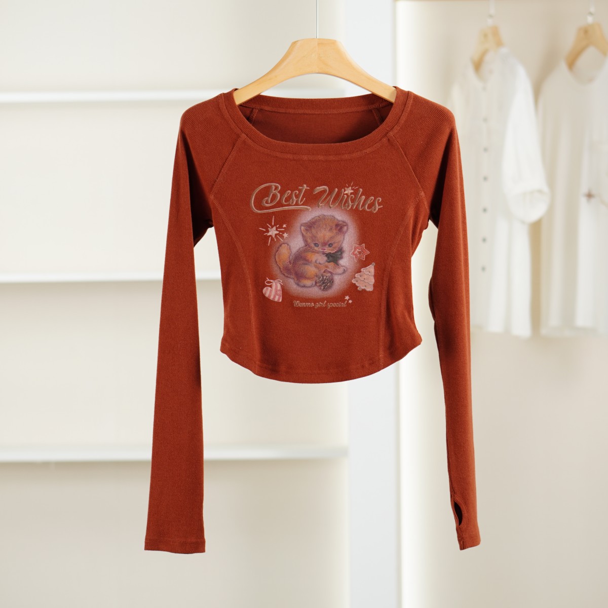 麦迪尚品【文M】51105800 春季时尚印花短款长袖上衣女装