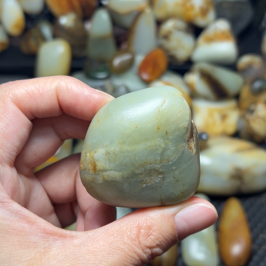 和田玉（青玉）9未镶嵌