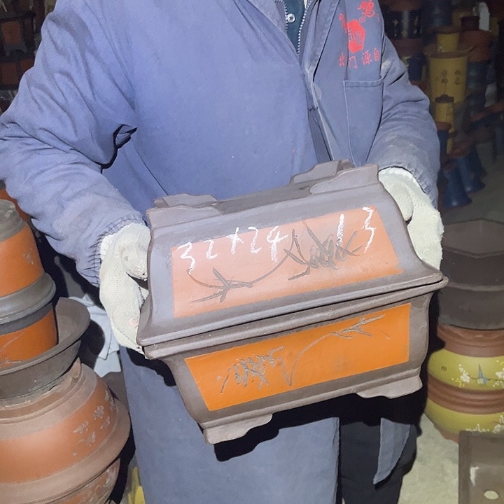 紫砂花盆紫砂花盆和小