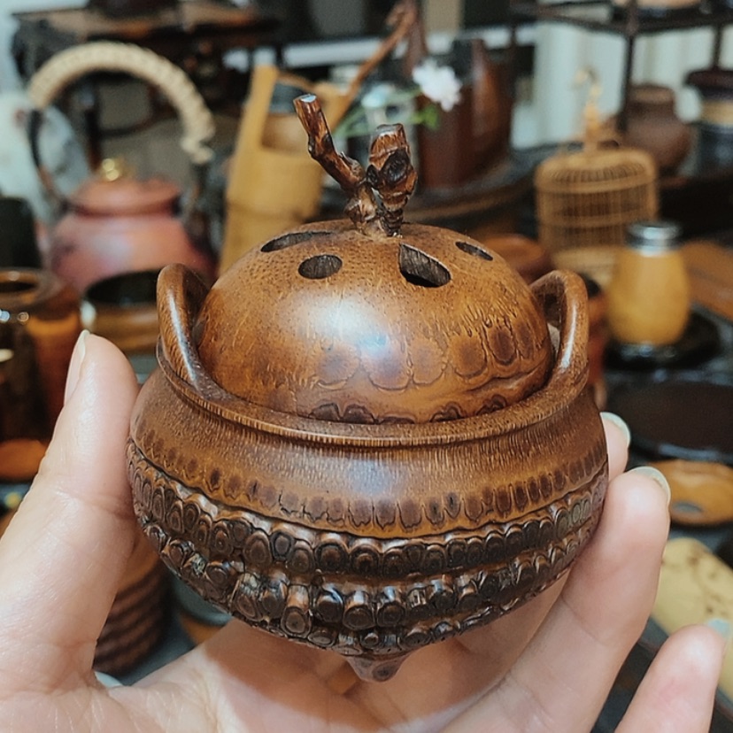 【闪购商品】旭*带盖竹根香炉