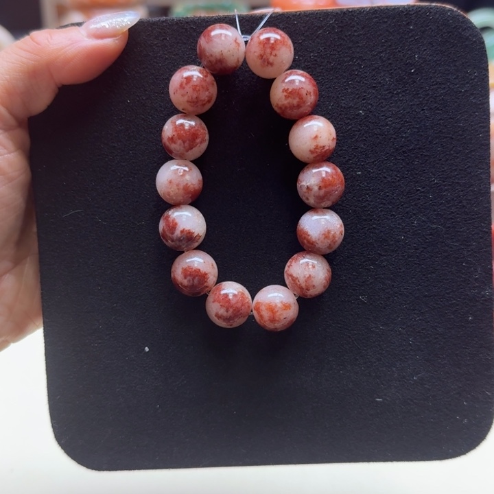 石英岩玉未镶嵌手镯