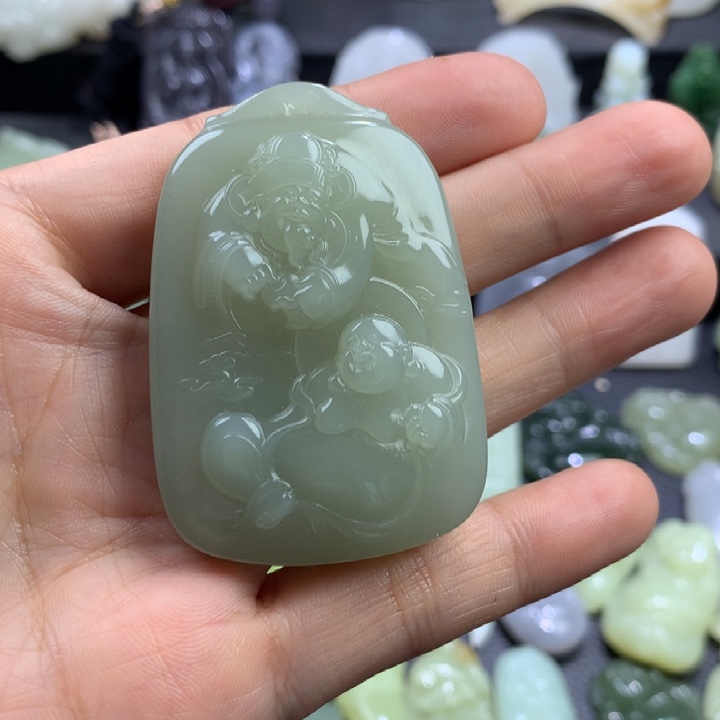 和田玉未镶嵌颈饰