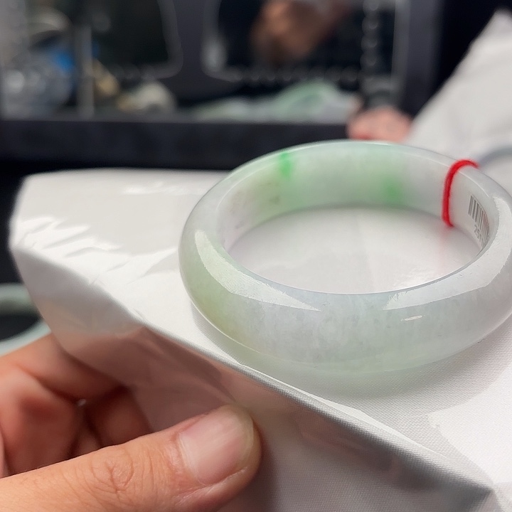 翡翠未镶嵌手镯5253 123