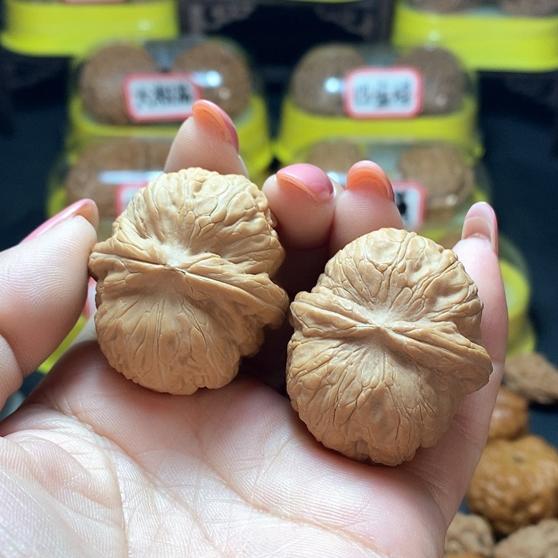 文玩核桃把件14号小元宝38尺