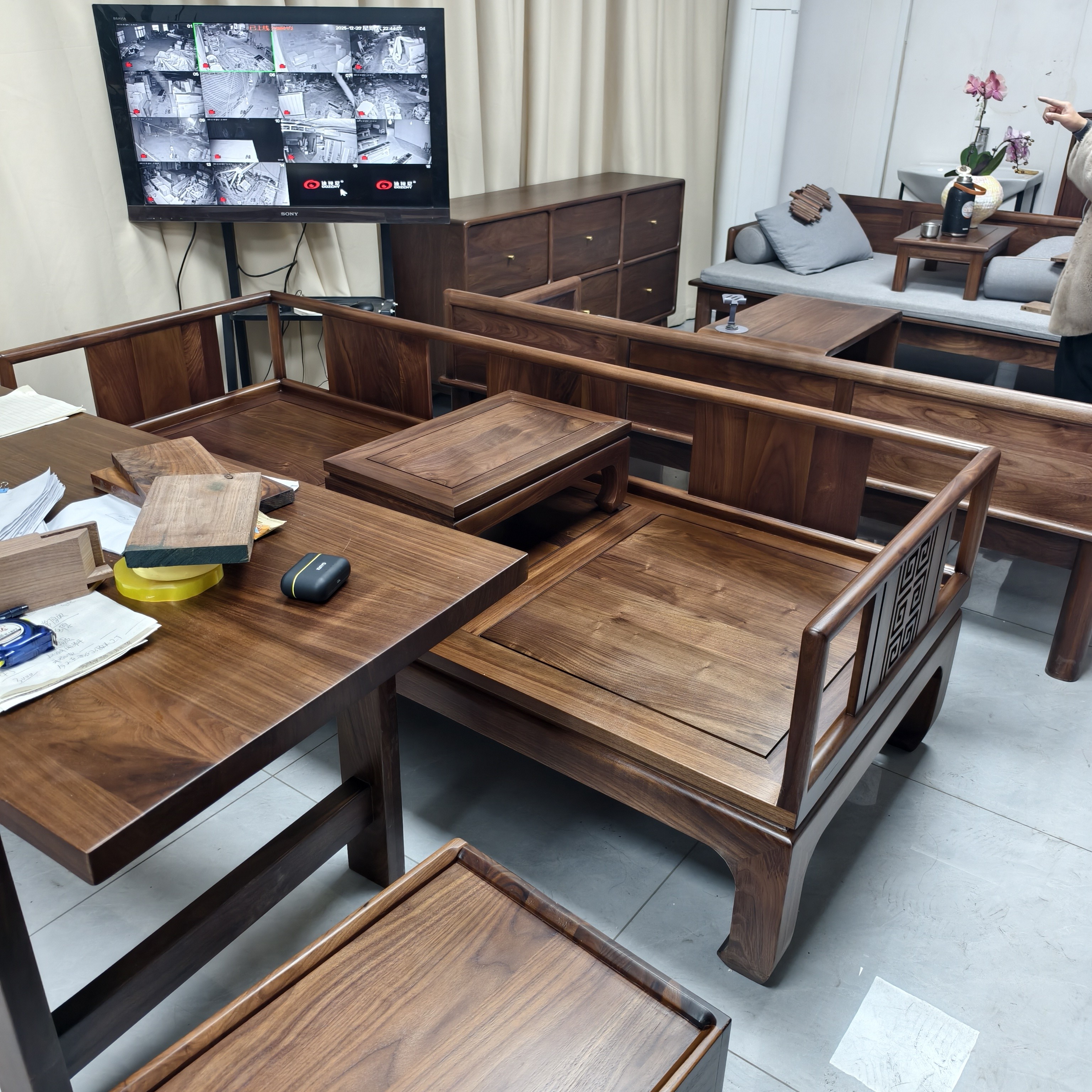 森璞木业 『北美黑胡桃全材原木』家具私人定制链接