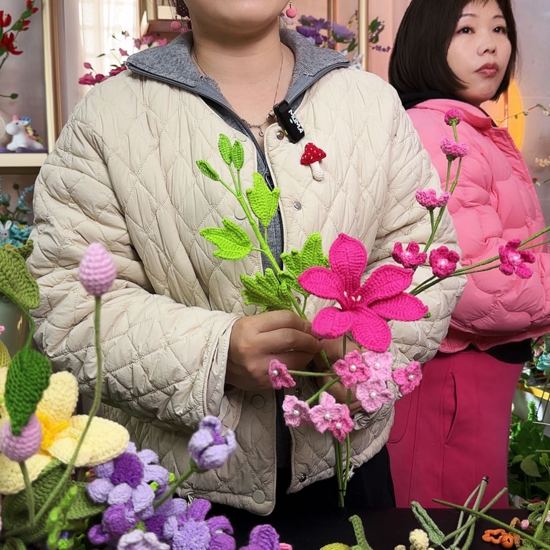 手工钩织设计花束