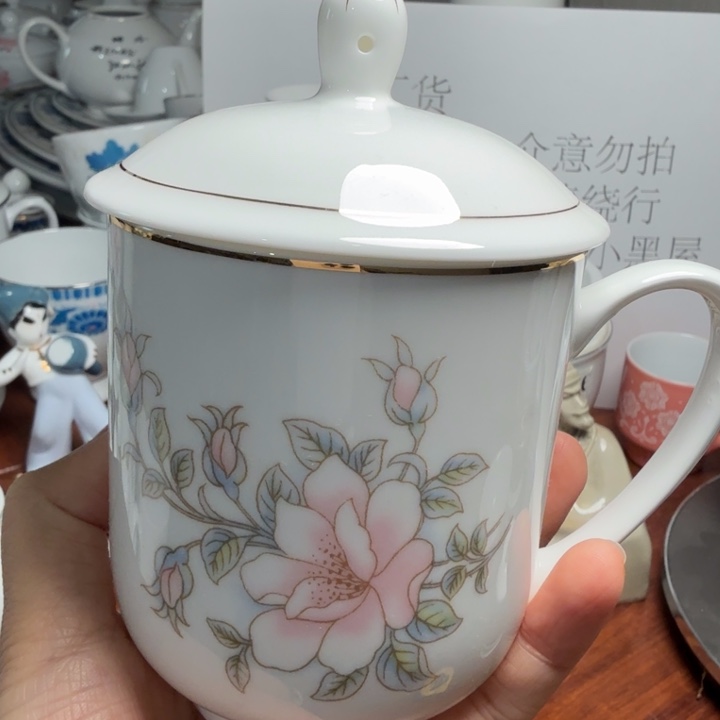 山东博山骨瓷杯盖杯微瑕