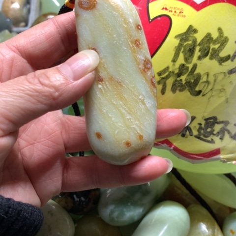 蛇纹石玉未镶嵌手把件