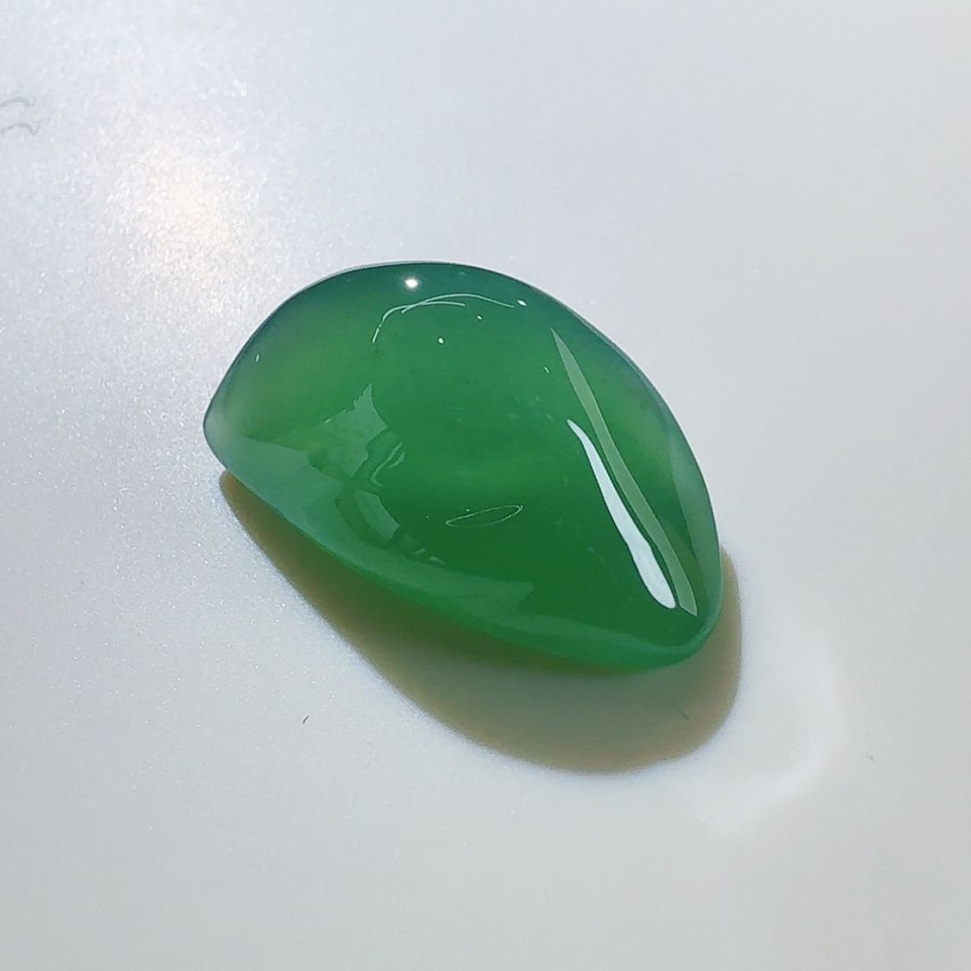 翡翠颈饰未镶嵌褝随形