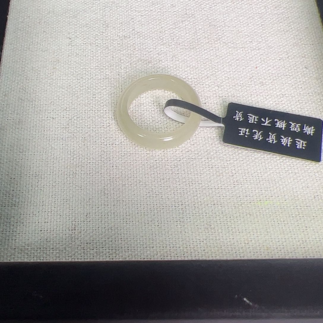 和田玉戒指未镶嵌開**人12号蜂蜜水美人条