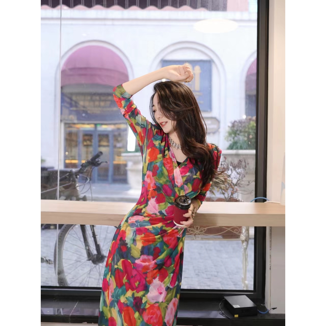 HZHJ设计师款 花仙子 V领长袖连衣裙气质长款轻奢1502