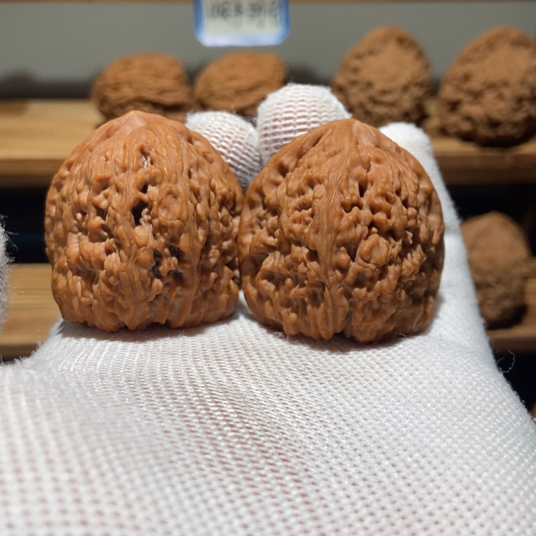 文玩核桃吊坠南疆