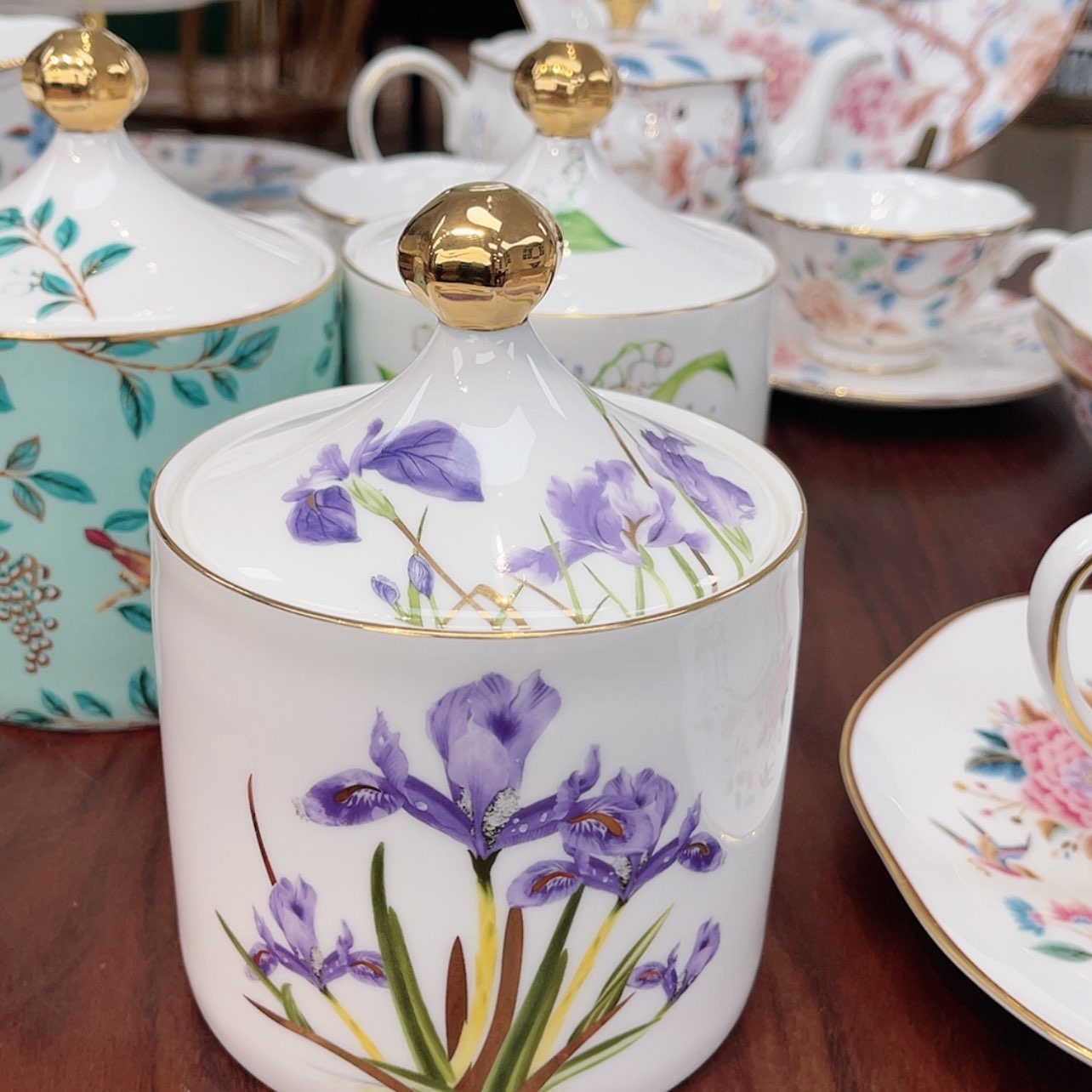 【闪购商品】瓷片罐罐———————