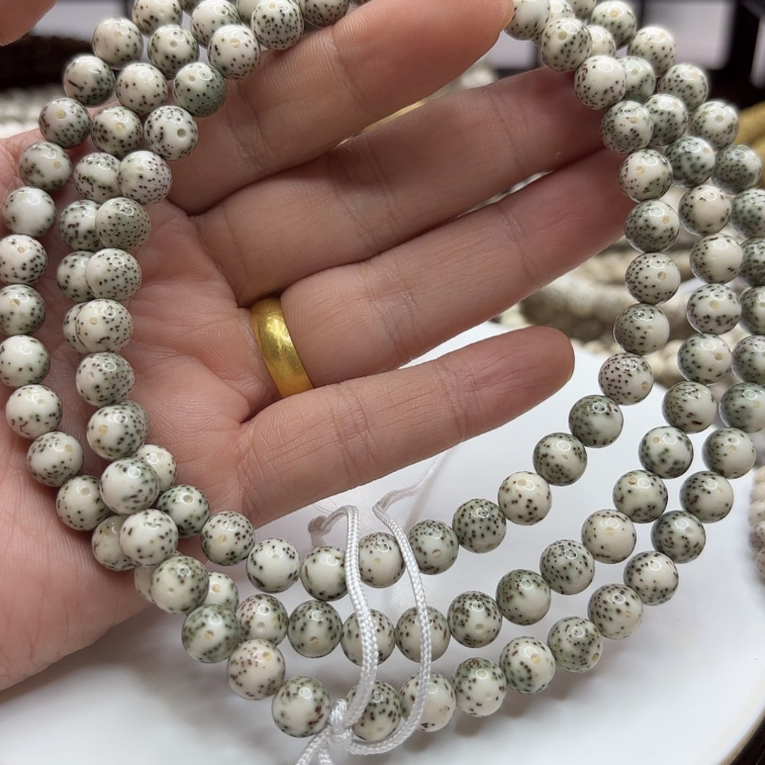 星月菩提吊坠8龙蛋通体大留白