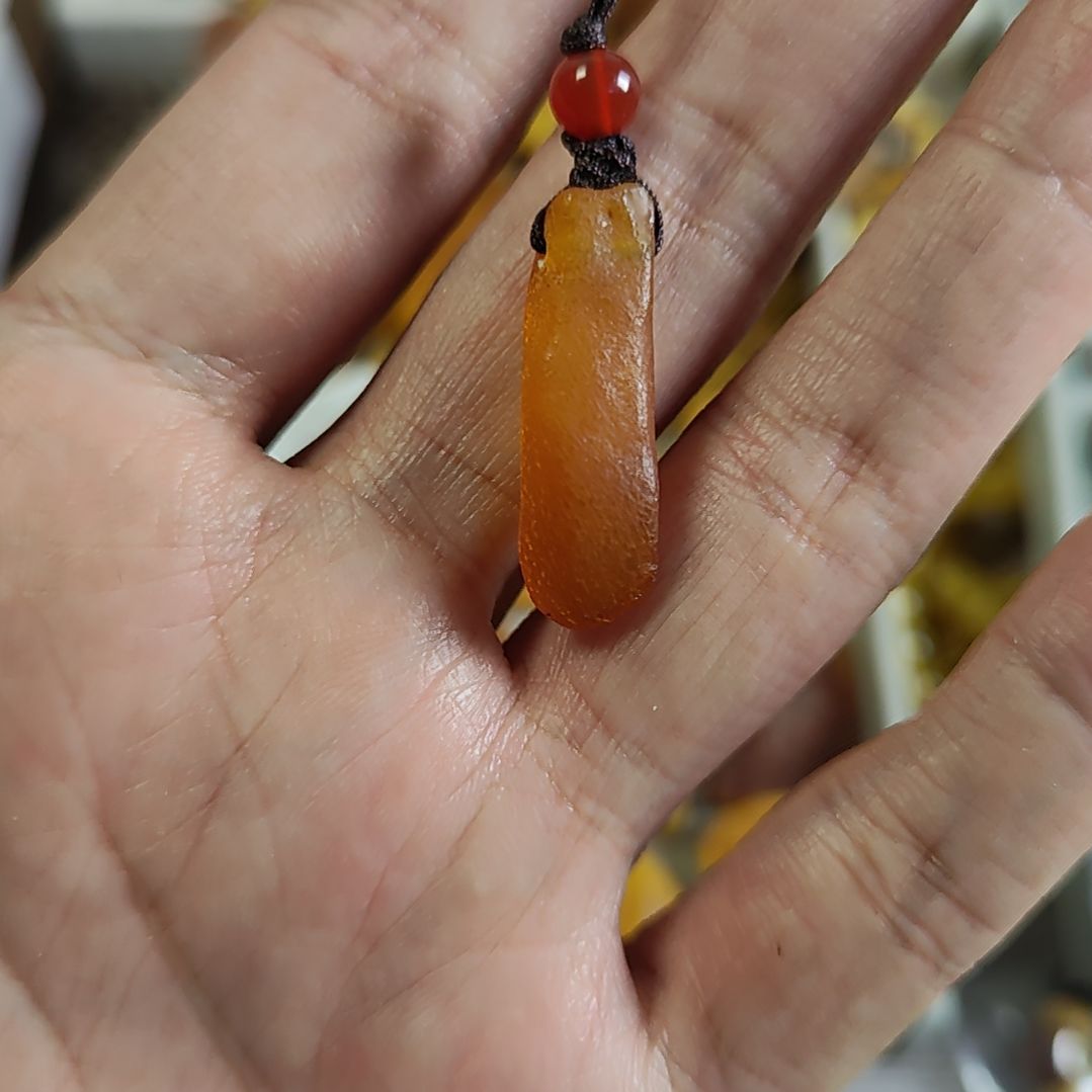 琥珀裸石未镶嵌蜜蜡小挂件