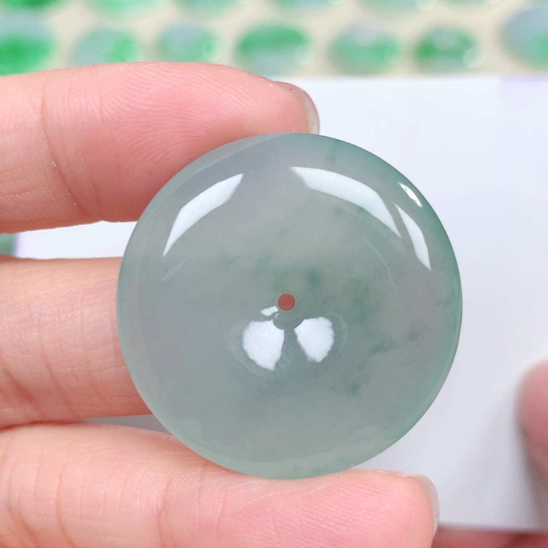 翡翠未镶嵌颈饰30.7-6.0