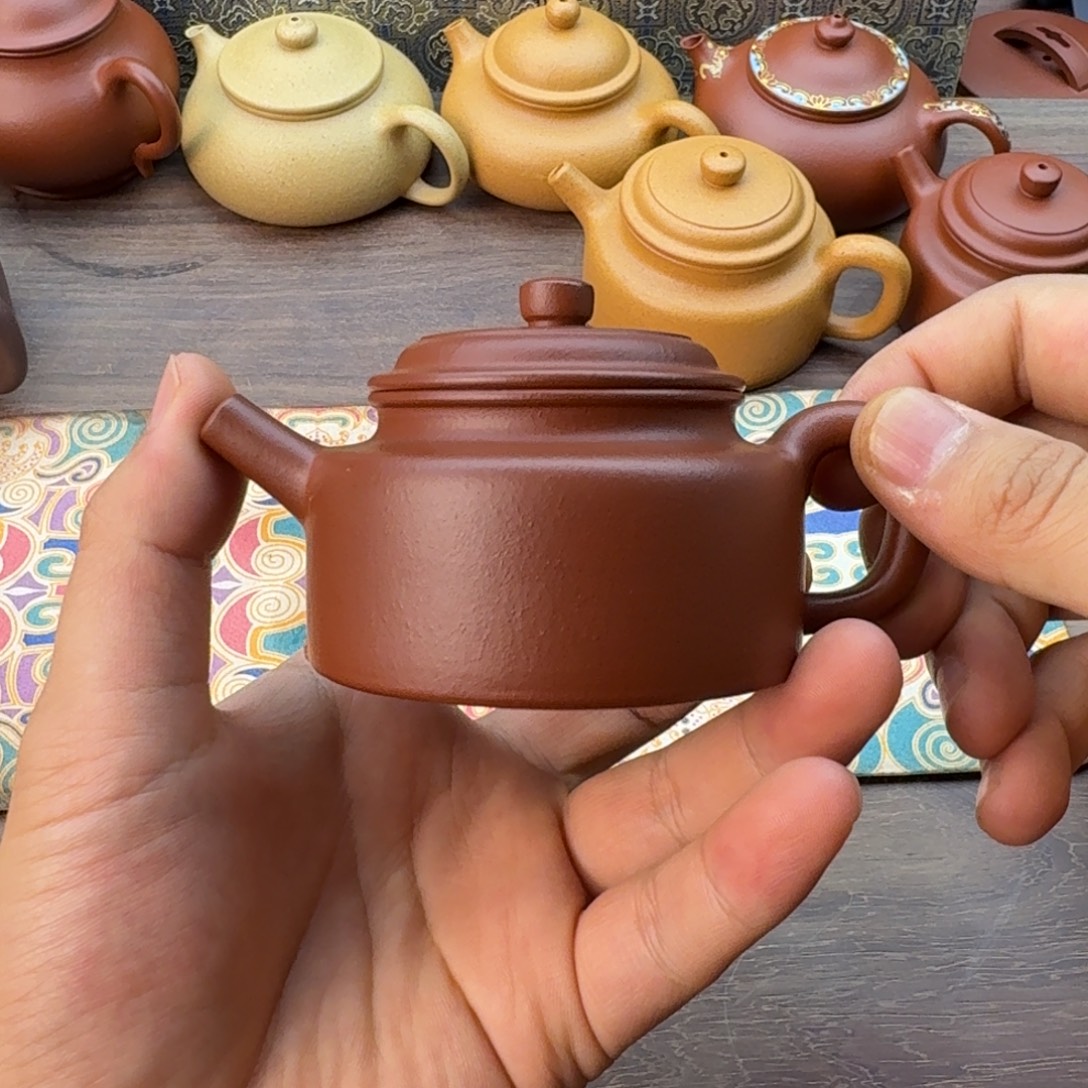 S***生茶壶紫砂全手工朱泥德钟壶110cc