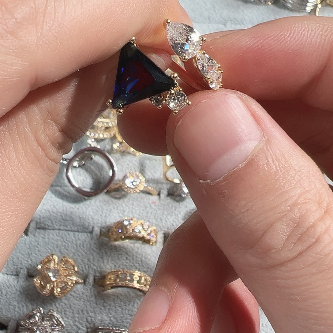 珐琅铁合金11111111