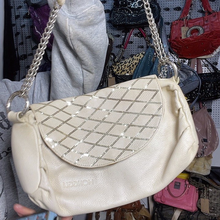 用***3蚕丝包包包包吧包包包包包包包包