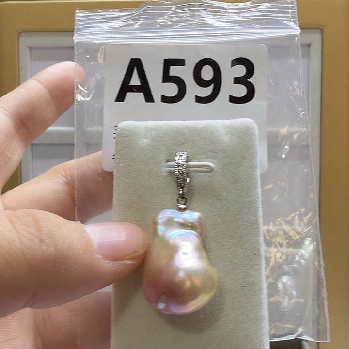 合成立方氧化锆合金