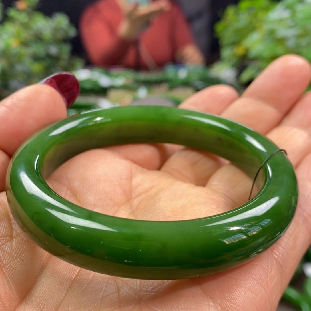 和田玉（碧玉）手镯未镶嵌