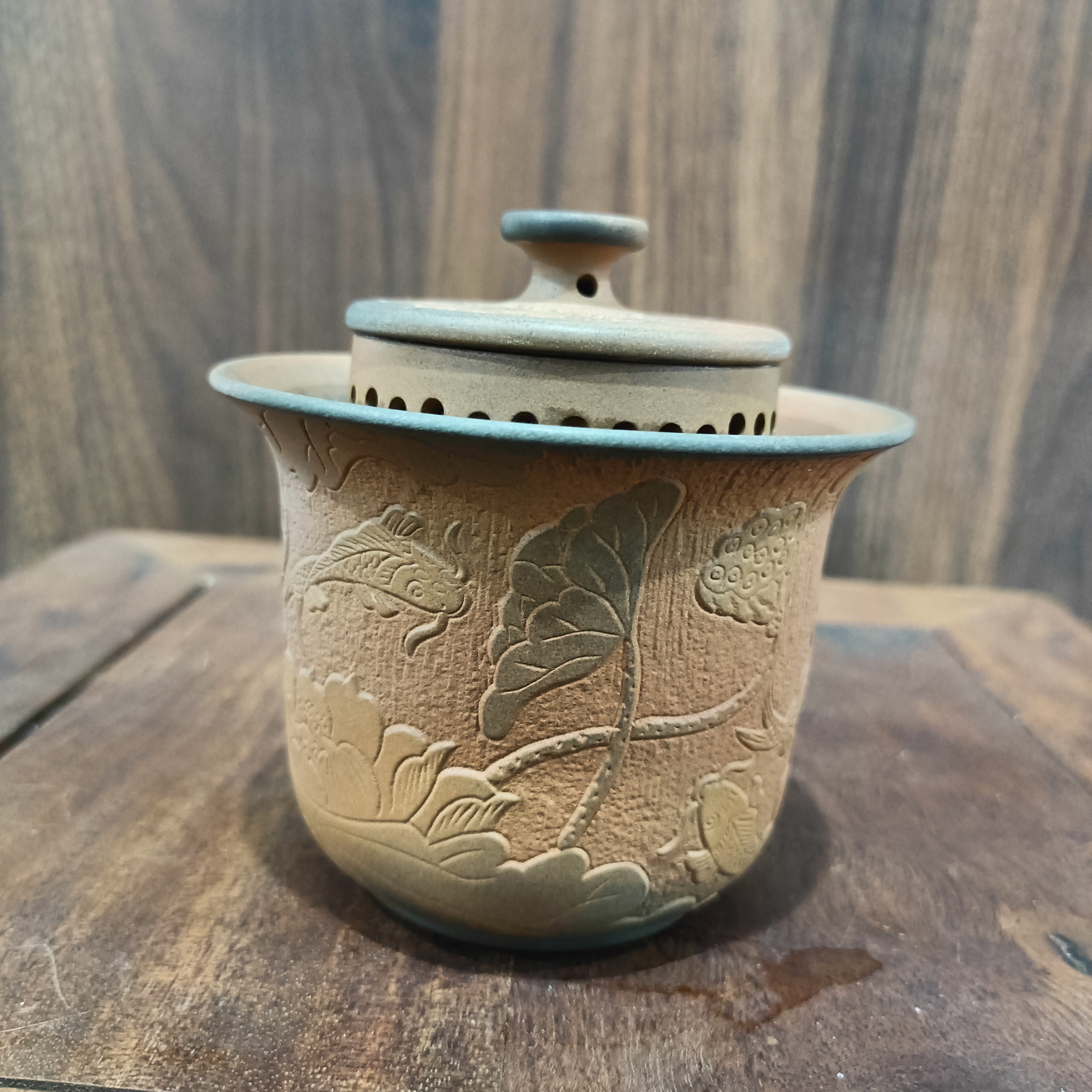 钦州坭兴陶贵台龙窑柴烧浮雕盖碗(225CC)