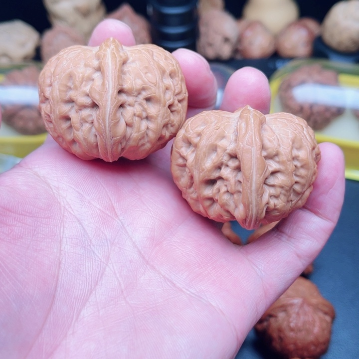 文玩核桃把件平谷元宝44×42×35