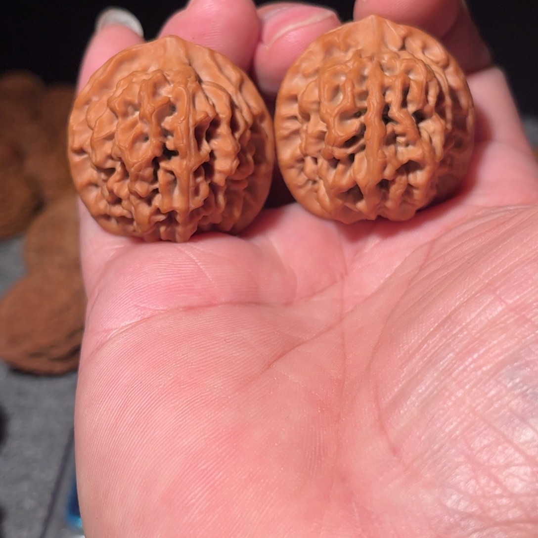 溪***爸把件文玩核桃全品34秦闷