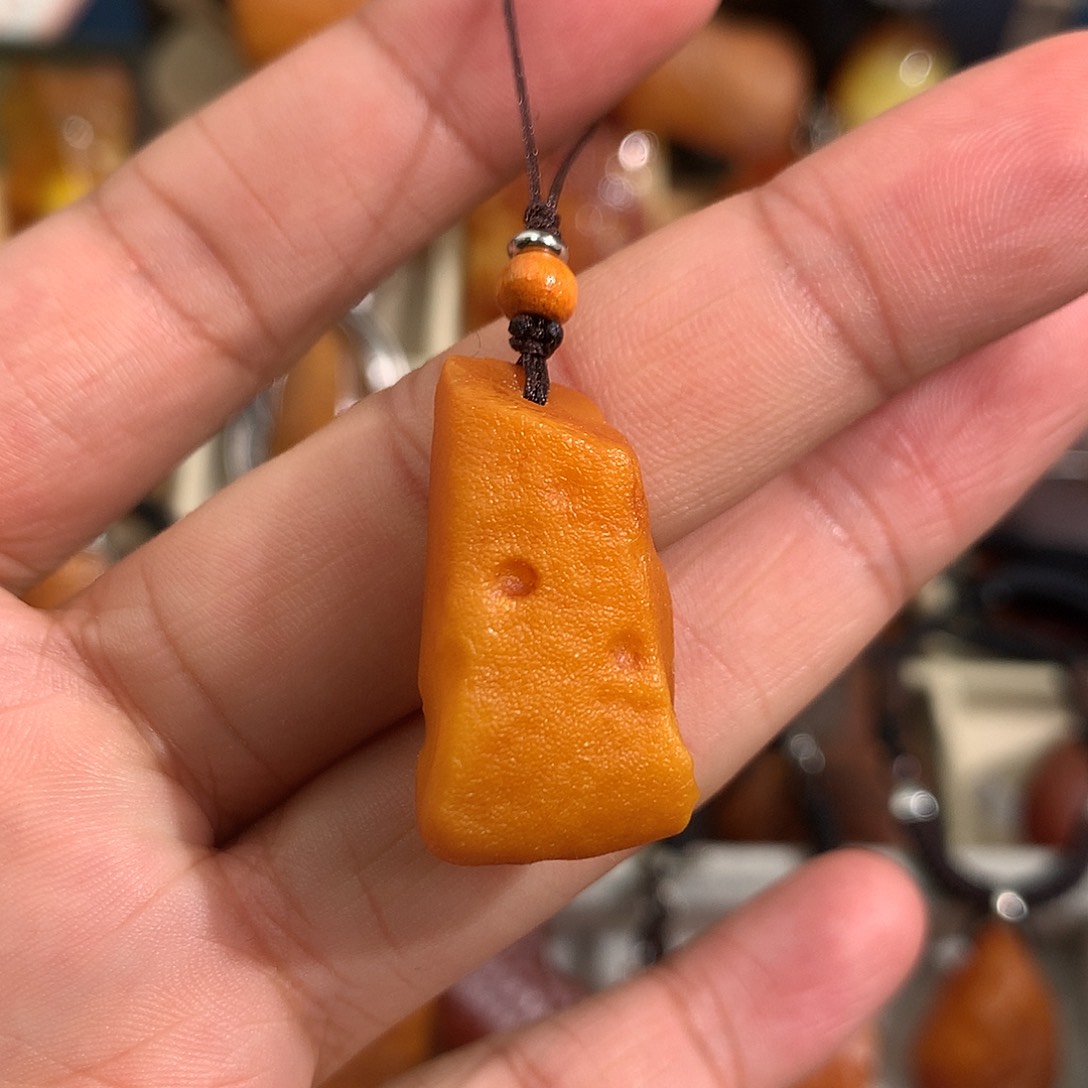 蜜蜡裸石未镶嵌你