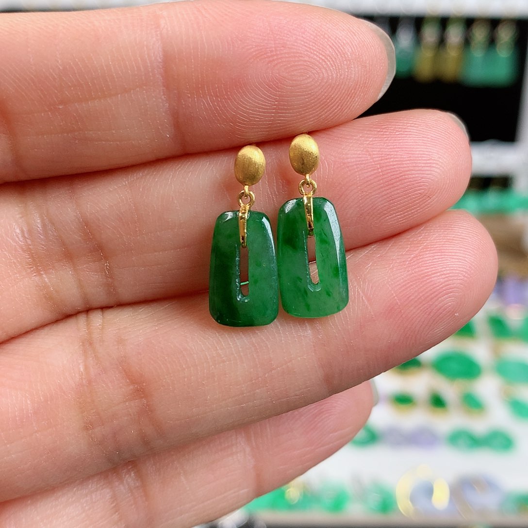 翡翠耳饰18K金镶嵌的