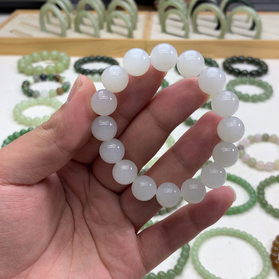 和田玉手串（冰白玉12）未镶嵌