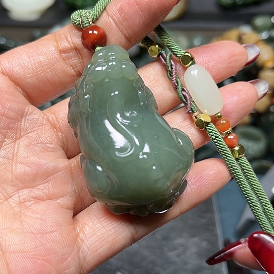 和田玉挂件未镶嵌