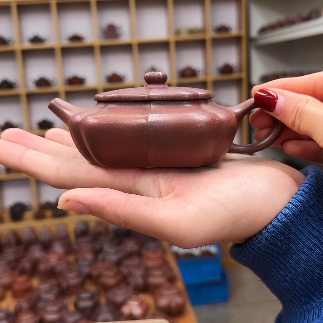 茶壶紫砂筋纹虚扁200cc