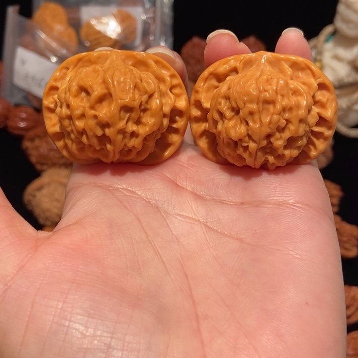 文玩核桃把件43卧龙257