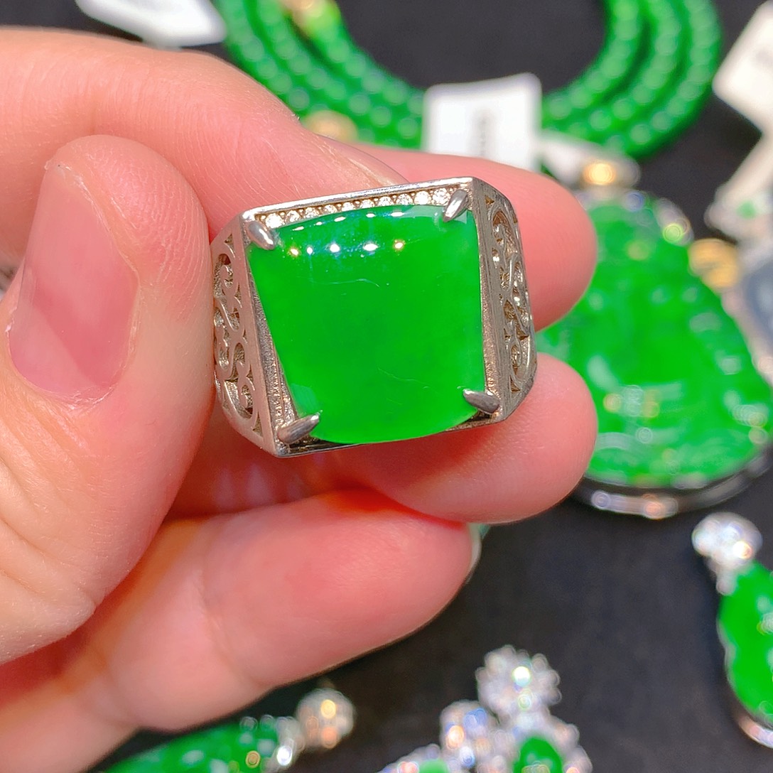 吊坠(不含链)银S925镶嵌翡翠翡翠