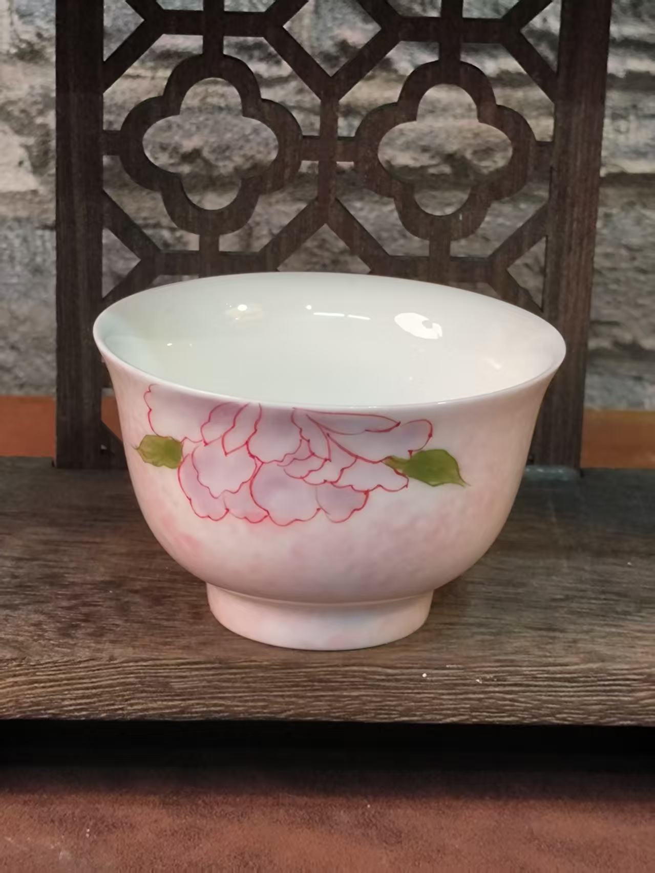 盛世牡丹图案宽口杯子