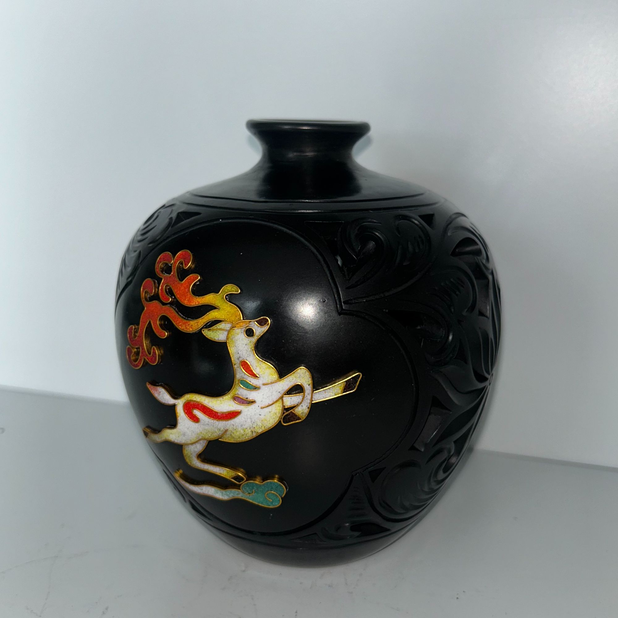 绥棱非遗黑陶  镶嵌彩瓶