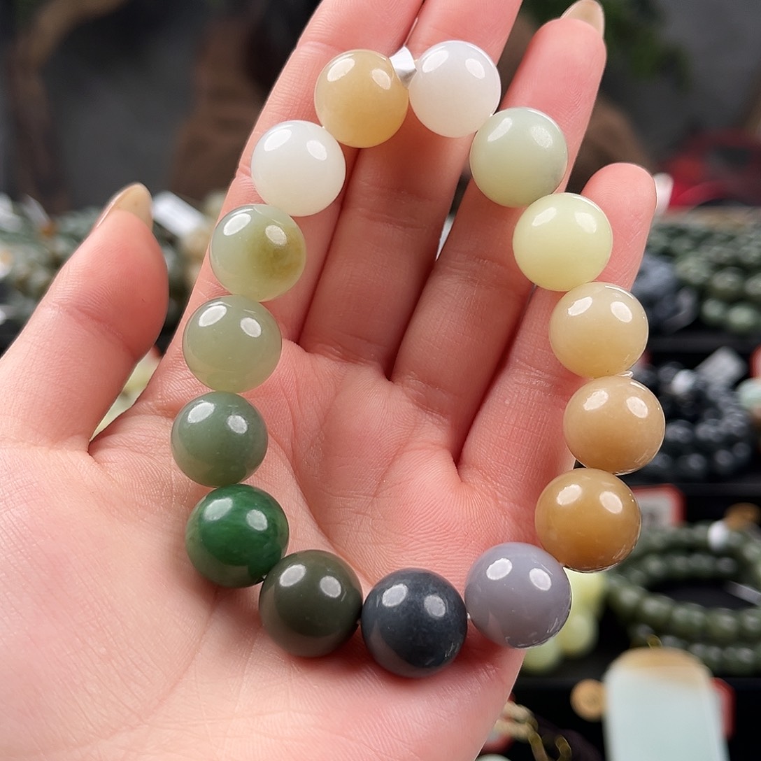 和田玉未镶嵌手链