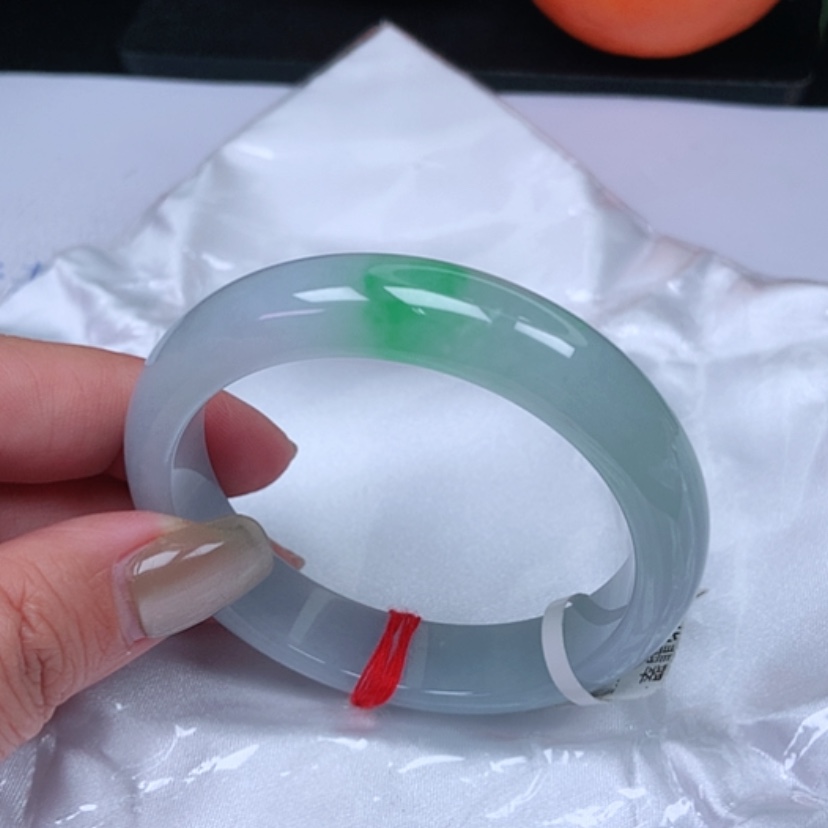 【闪购商品】翡翠手镯未镶嵌，