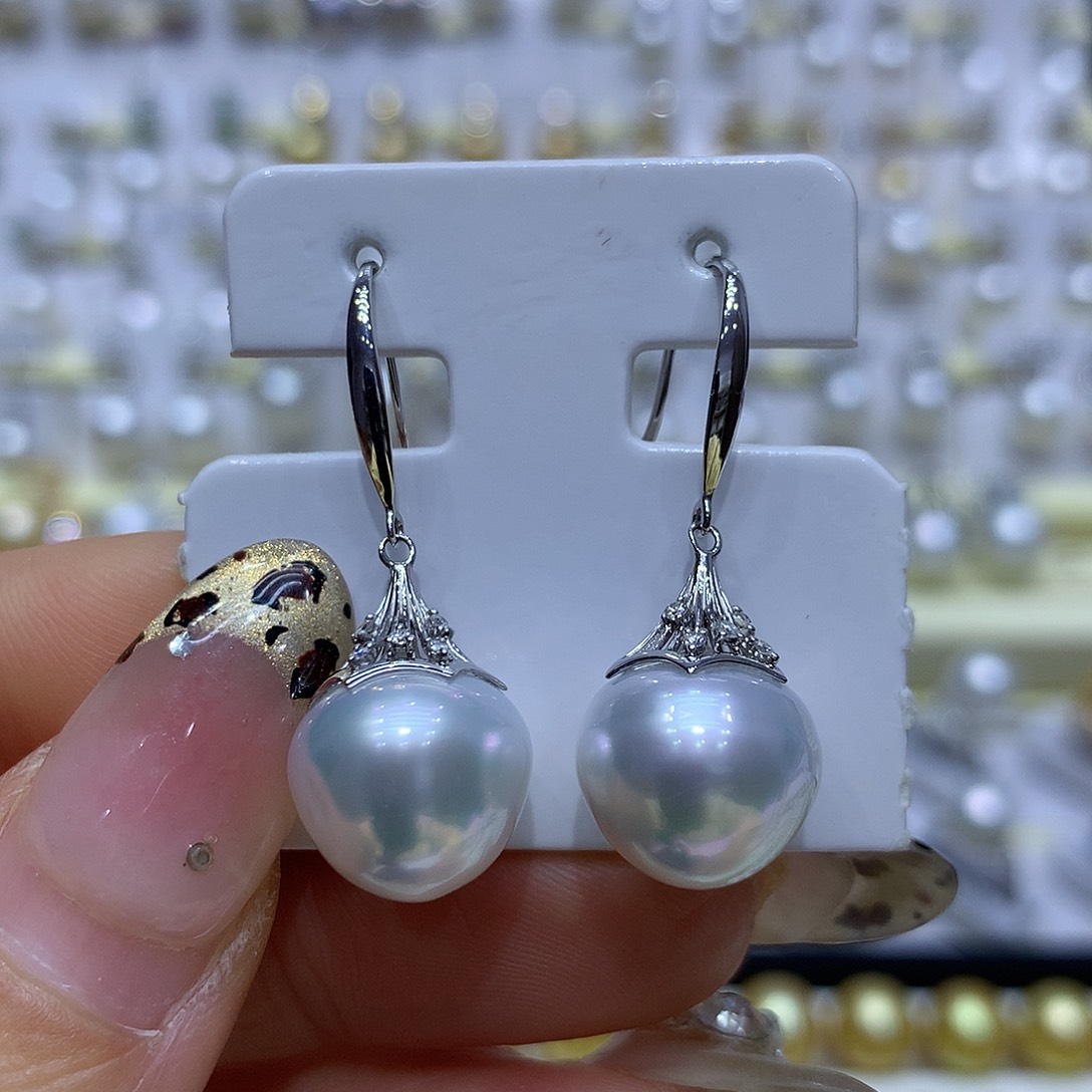 海水珍珠耳饰18K金镶嵌12/13mm澳白